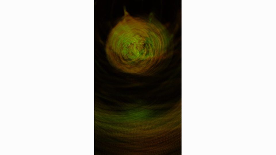 Event-Horizon-Amber-V-POS2